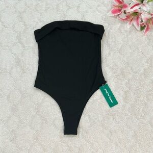 SHEIN EZ Wear - Black Strapless Fine-Ribbed Bodysuit - Size M (6)